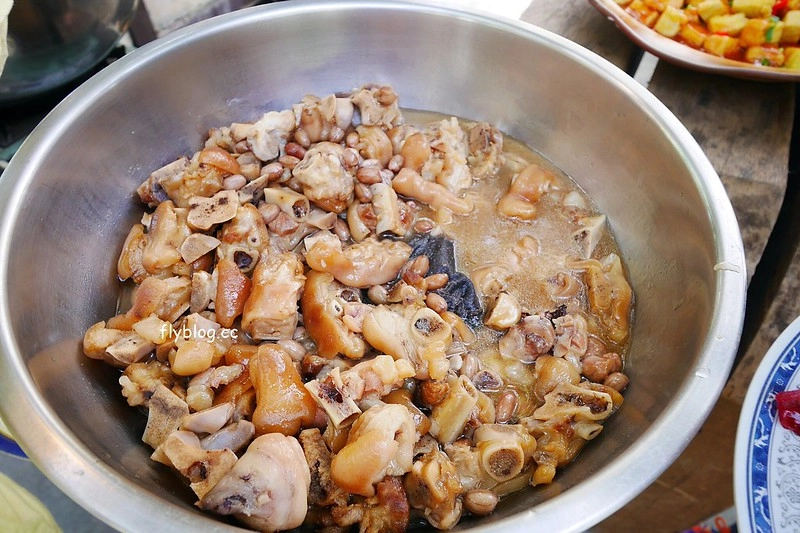 南投水里|阿成的家.在龍眼樹下吃百匯料理,大哥窯烤歐式麵包 @飛天璇的口袋