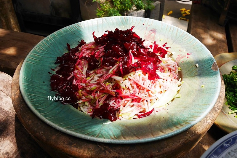南投水里|阿成的家.在龍眼樹下吃百匯料理,大哥窯烤歐式麵包 @飛天璇的口袋
