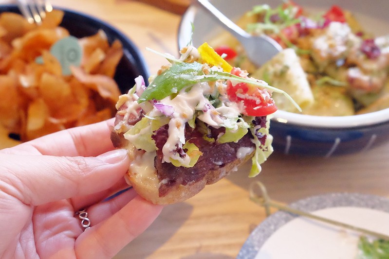 日許時間┃台中北區美食:充滿日式雜貨風的餐廳,餐點輕爽平價好吃,轉角遇見都市中的叢林 @飛天璇的口袋