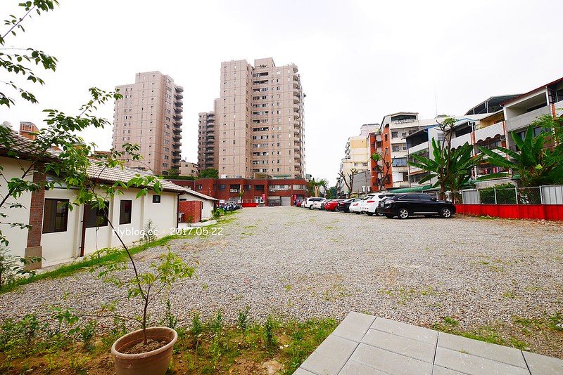 一德洋樓.台中市歷史建築林懋陽故居┃台中北屯美食:百年古蹟再造,結合一德藝文茶館、禧院喜餅、羅布森書蟲房冊惦、布朗尼甜點,未來還會有兒童沙坑和遊戲區 @飛天璇的口袋