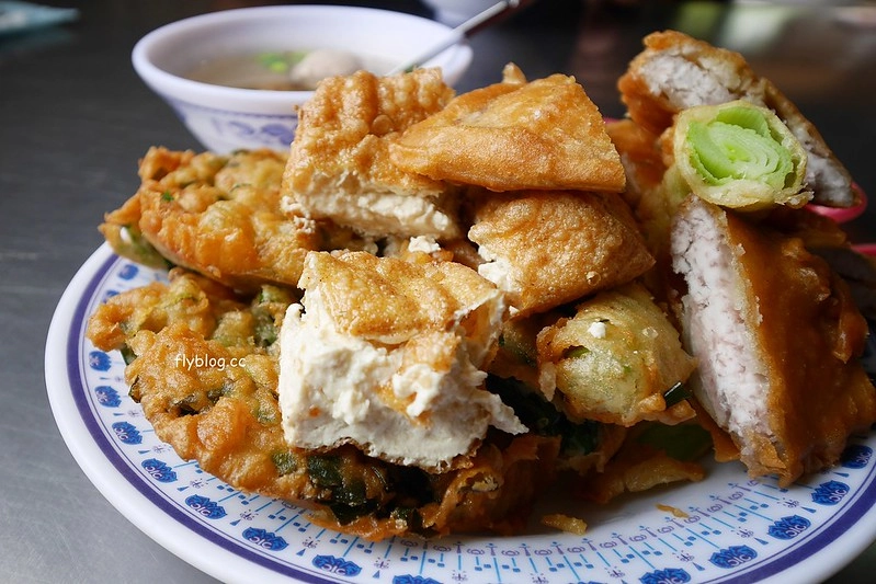 赤水扣仔嗲|位於松柏嶺附近的「赤水扣仔嗲」,有著濃濃古早味的銅板美食 @飛天璇的口袋