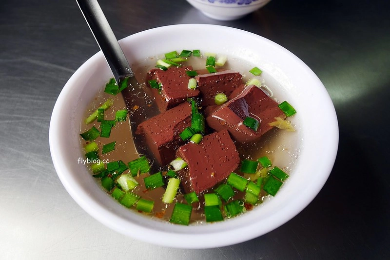 赤水扣仔嗲|位於松柏嶺附近的「赤水扣仔嗲」,有著濃濃古早味的銅板美食 @飛天璇的口袋