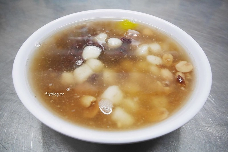 清水楊家圓仔湯|清水光復街肉圓仔湯,從傍晚開賣,吃的到美味與人情味 @飛天璇的口袋