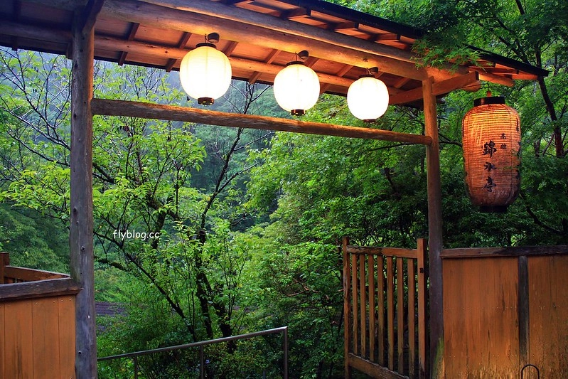 日本京都|高雄錦水亭|京都高雄住宿推薦,溫泉飯店一泊二食,溪邊品嚐京都三大川床料理之一的佳餚 @飛天璇的口袋