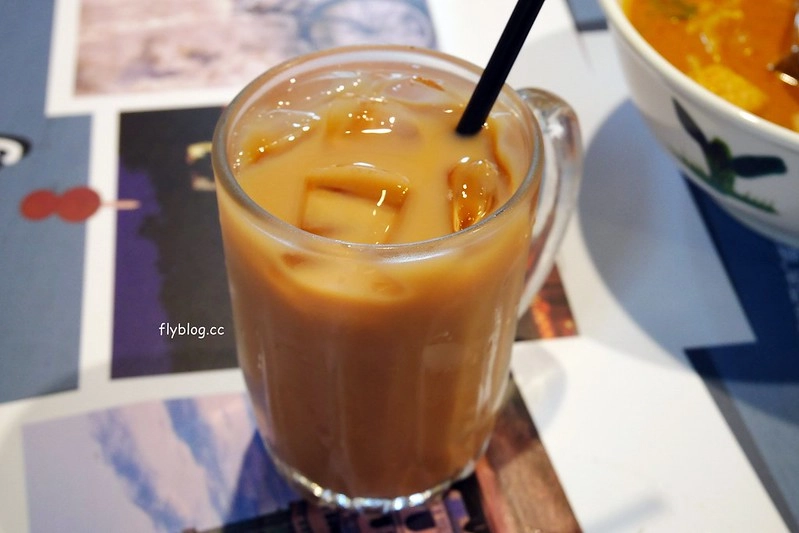 Mamak檔星馬料理┃台中西區美食:正宗馬來西亞風味料理餐廳,台中店進駐草悟道商圈,餐點美味選擇性多 @飛天璇的口袋