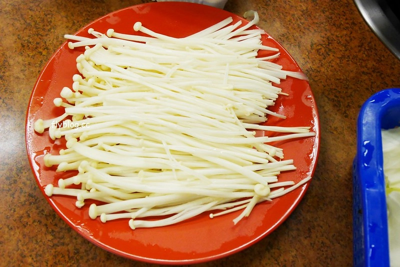 日日發現宰羊肉爐|選用一年六個月的本土山羊,新鮮現宰沒有羊騷味 @飛天璇的口袋