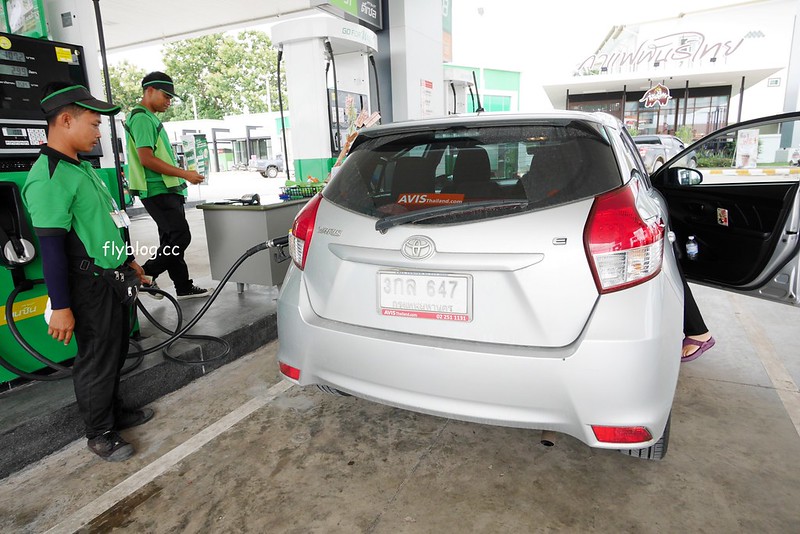 泰國租車分享|曼谷素萬那普機場租車.泰國自駕一天500元起!機場租車流程、泰國租車費用、泰國交通規則 @飛天璇的口袋