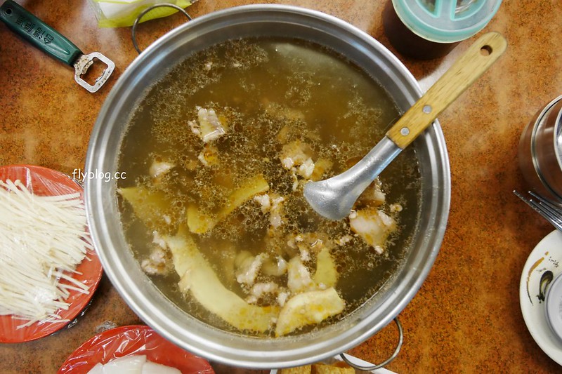 日日發現宰羊肉爐|選用一年六個月的本土山羊,新鮮現宰沒有羊騷味 @飛天璇的口袋