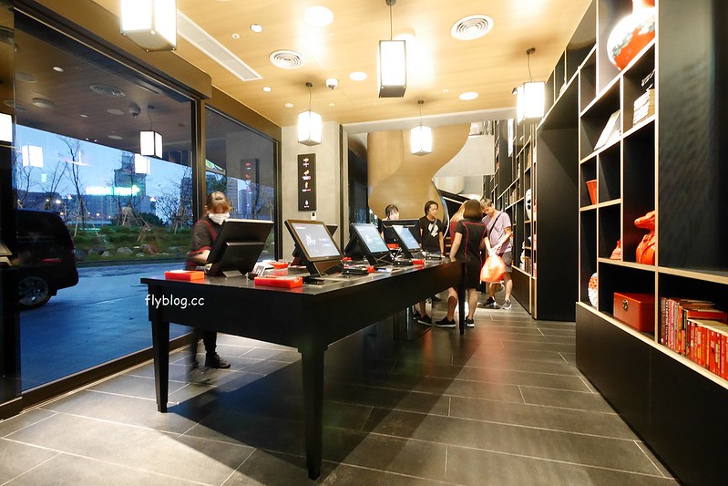 台北中正|北門世民酒店,荷蘭品牌Citizen M亞洲第一間飯店,鄰近台北車站和西門町商圈 @飛天璇的口袋