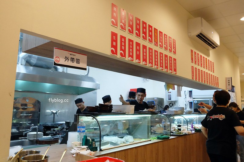 巫董鵝肉┃台中北屯:鵝房宮最新力作,把黃昏市場美食端上桌,各種台灣人最愛的平民小菜都吃的到 @飛天璇的口袋