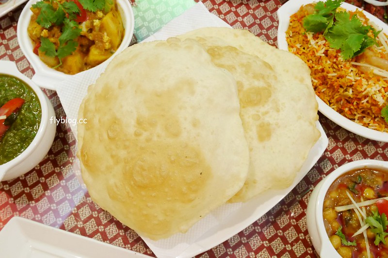 斯里印度餐廳.SREE INDIA PALACE┃台中西區:台中正宗印度料理,主廚是道地印度人,每一道都很入味又下飯 @飛天璇的口袋