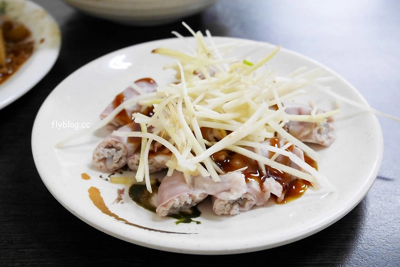 台中西區|珍品小吃.模範街米粉芋很好吃,朋友推薦炒麵台中第一 @飛天璇的口袋