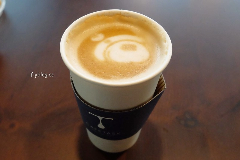 台中南區|咖啡任務.Coffee Task:台中市最高的咖啡館,隱身於辦公大樓36樓,居高臨下眺望台中市美景 @飛天璇的口袋