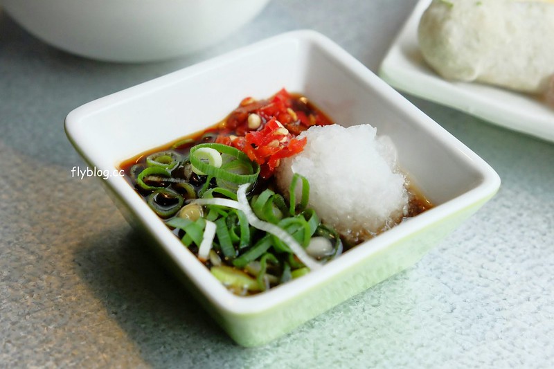 初念火鍋┃台中南屯:宛如咖啡館的漂亮火鍋店,使用天然健康的食材,湯頭有7種不同選擇,推薦手工麵紮實有Q勁 @飛天璇的口袋