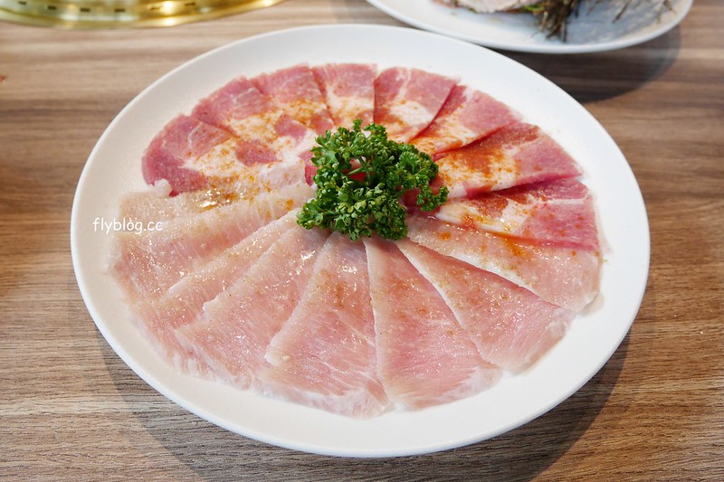 悠熹燒肉:公益路燒肉餐廳新亮點,裡面居然還有一顆大月球,餐點高價位表現不差 @飛天璇的口袋