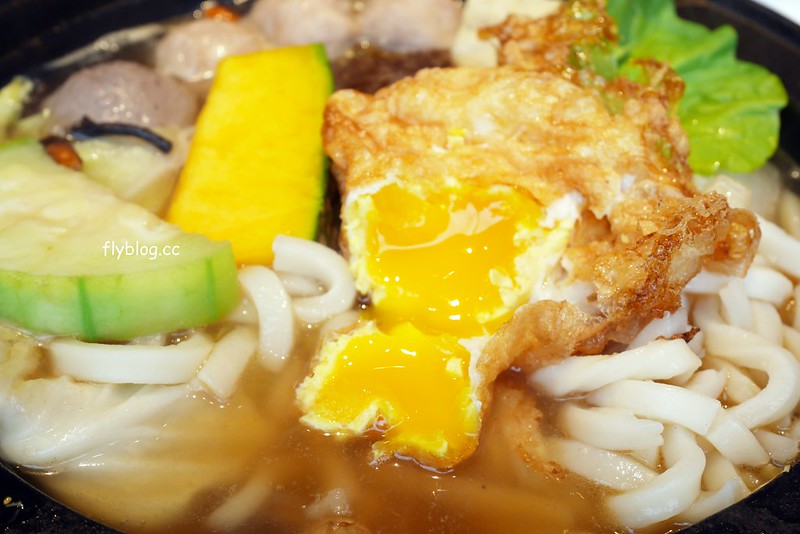 萬客什鍋@崇德店┃台中北區:台中在地20幾年的小火鍋店,崇德店2/1開始試賣,平日中午也可以吃到燒酒雞 @飛天璇的口袋