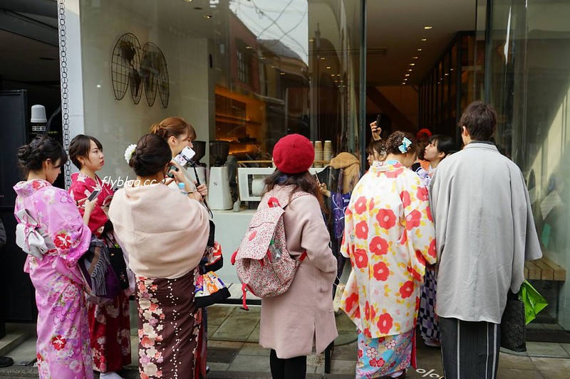 日本京都|% Arabica,京都時尚文青咖啡館,全球總店位於京都東山八坂塔前 @飛天璇的口袋