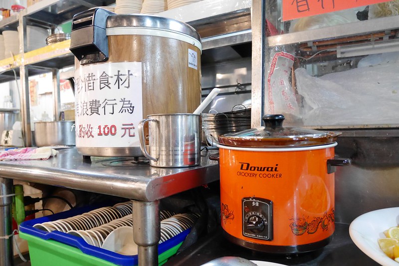 霸王羊肉爐┃台中南屯:$298元羊肉爐吃到飽,食材就是一分錢一分貨,適合吃飽不吃巧的人(夏天改成熱炒) @飛天璇的口袋