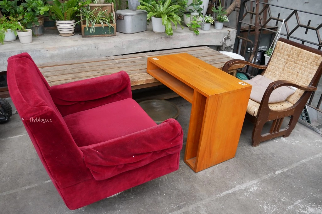 特有種商行|魏德聖導演開的餐廳,從台南搬到台北,結合美食、藝文、電影和音樂 @飛天璇的口袋