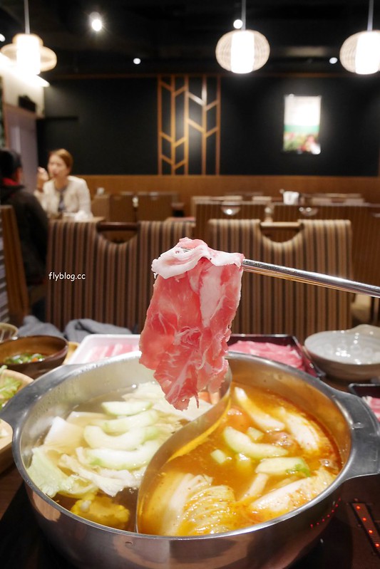 【台中西屯】涮乃葉,$468元起黑毛牛吃到飽,多達20種新鮮蔬菜無限取用 @飛天璇的口袋