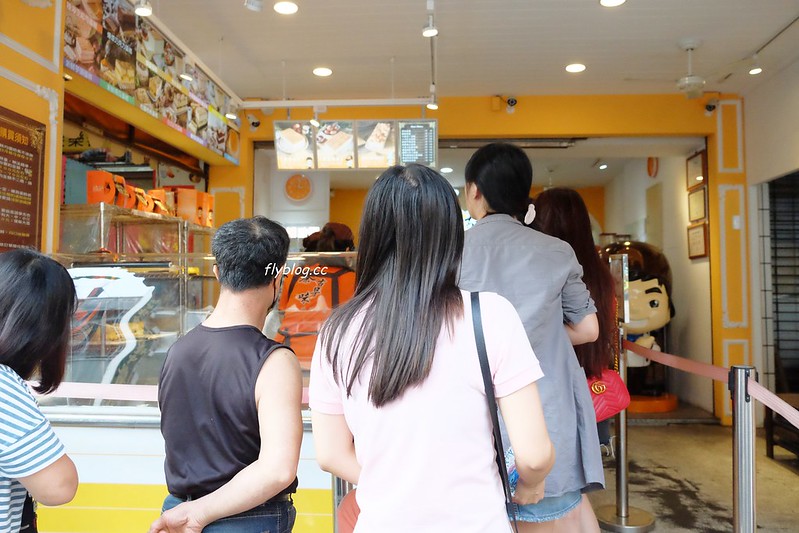 彰化美食|蓁古早味現烤蛋糕,還沒出爐就排隊的古早味蛋糕,彰化在地人的人氣下午茶 @飛天璇的口袋