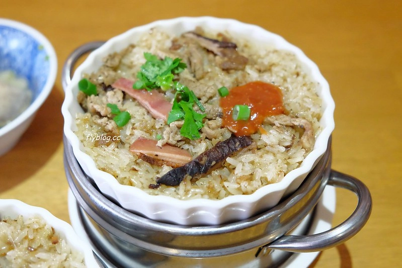 台中南屯|資豐美食.南屯市場萬和宮後方,油飯在地飄香近60年 @飛天璇的口袋