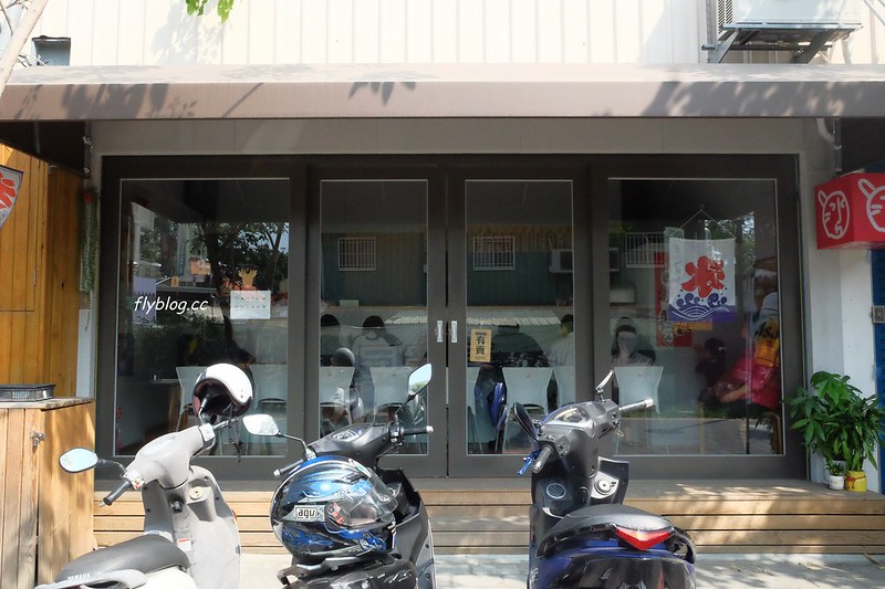 冰ㄉ.かき氷|有濃濃文青氛圍的冰ㄉ,內用只有10個座位區,台南赤崁樓周邊美食 @飛天璇的口袋