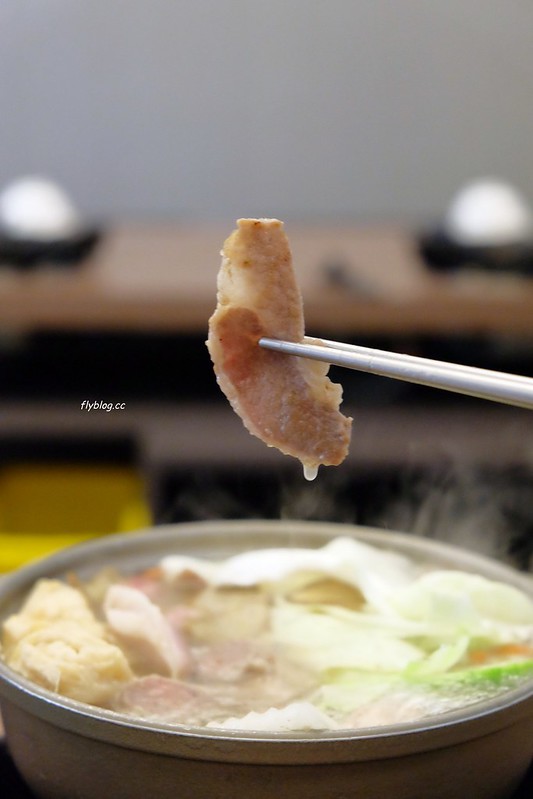 鮮度鍋物┃台中西屯:PTT上評價超高的小火鍋店,7種湯頭可以選擇,吃完立刻豎起姆指 @飛天璇的口袋