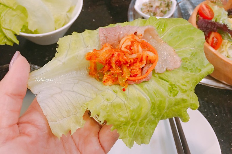 澄居烤物燒肉┃台中西區:有漂亮乾燥花打卡牆的燒肉店,台灣大道鄰近勤美誠品商圈 @飛天璇的口袋