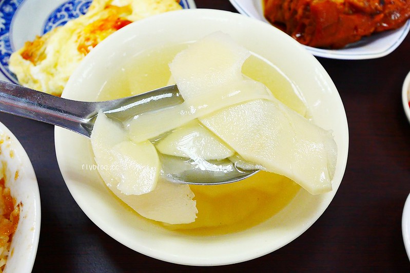 南屯蕭爌肉飯┃台中南屯:台中最大的永春東路旗艦店,爌肉飯是台中人的早餐,道地小吃好吃又不貴 @飛天璇的口袋