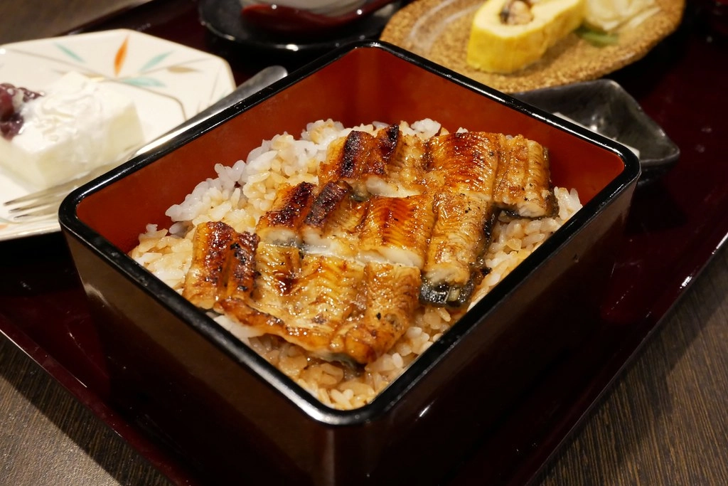 江戶川鰻魚飯|來自日本京都的60年超人氣老店,海外一號店進駐台北免出國就吃的到 @飛天璇的口袋