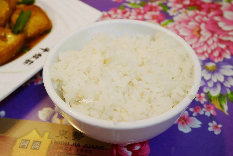 台中東勢|牛稼莊.現宰本土黃牛結合客家料理,米其林必比登推介東勢美食 @飛天璇的口袋