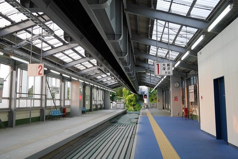 【日本神奈川】江南單軌電車!鎌倉~湘南江之島站-大船站”湘南單軌電車”初體驗,日本唯二懸掛式單軌電車 @飛天璇的口袋