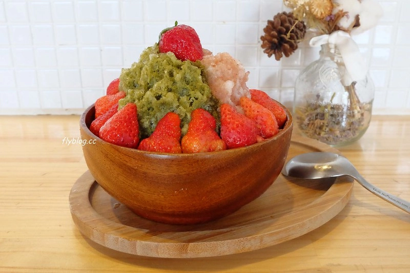 冰ㄉ.かき氷|有濃濃文青氛圍的冰ㄉ,內用只有10個座位區,台南赤崁樓周邊美食 @飛天璇的口袋