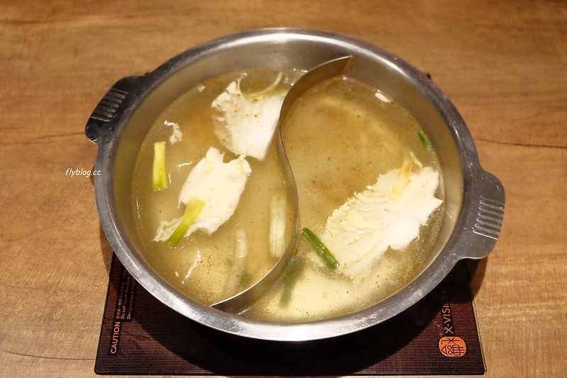 祥富水產沙茶火鍋超市┃台中北區:一個人$30元火鍋湯底,自已到超市買食材煮火鍋,享受在家煮火鍋的概念,中友百貨地下三樓 @飛天璇的口袋