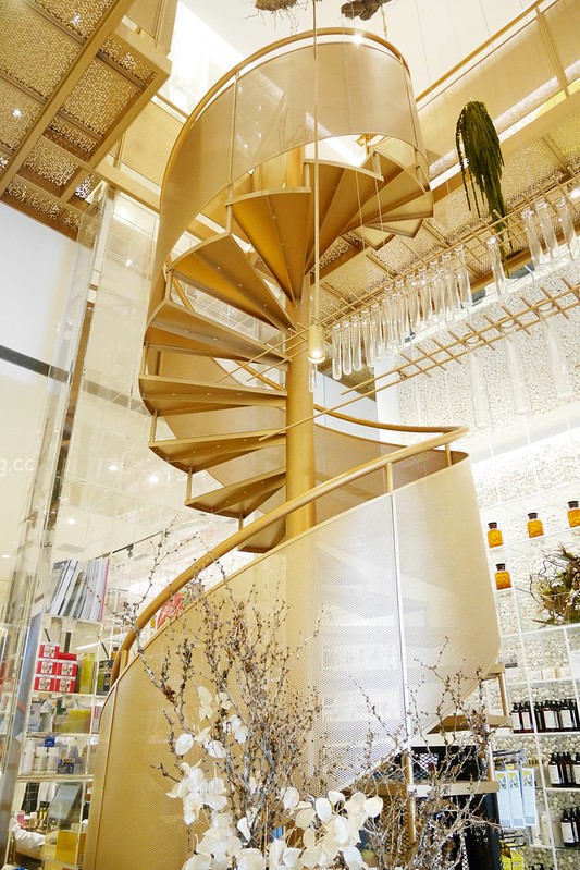 【台中西屯】分子藥局.Molecure,台中超美藥局咖啡館,時尚又好拍的環境,還有手沖咖啡可以喝 @飛天璇的口袋