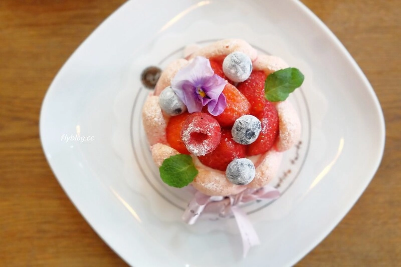 樂緹波兒手作塔派.La Petite Tarte|千層蛋糕清爽滑順,還有生日蛋糕可以預訂外帶 @飛天璇的口袋