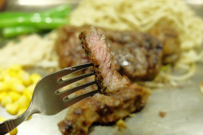 赤鬼牛排@台灣大道店┃台中西區:全新純白店面更亮眼,環境升級餐點也升級 @飛天璇的口袋