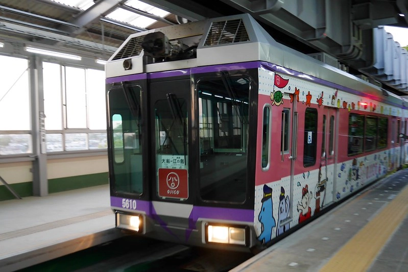 【日本神奈川】江南單軌電車!鎌倉~湘南江之島站-大船站”湘南單軌電車”初體驗,日本唯二懸掛式單軌電車 @飛天璇的口袋