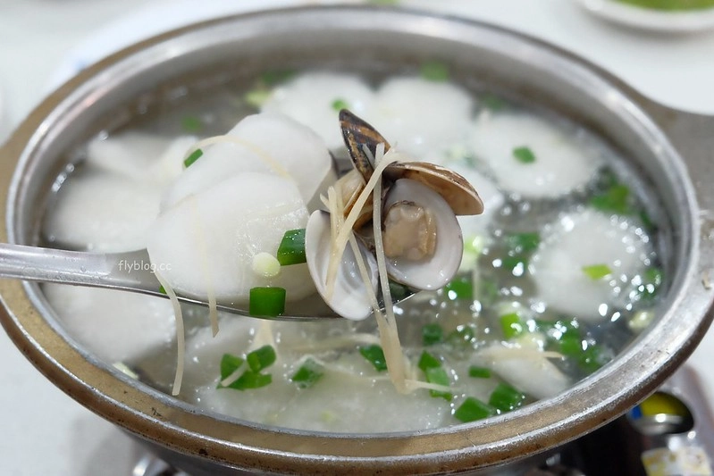 珍寶燒肥鵝餐廳┃台中北區:裝潢普通但是真材實料,價格不貴而且餐點也好吃 @飛天璇的口袋