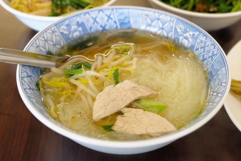 敏切仔麵:乾淨又有質感的小吃店,各式台式黑白切都吃的到 @飛天璇的口袋