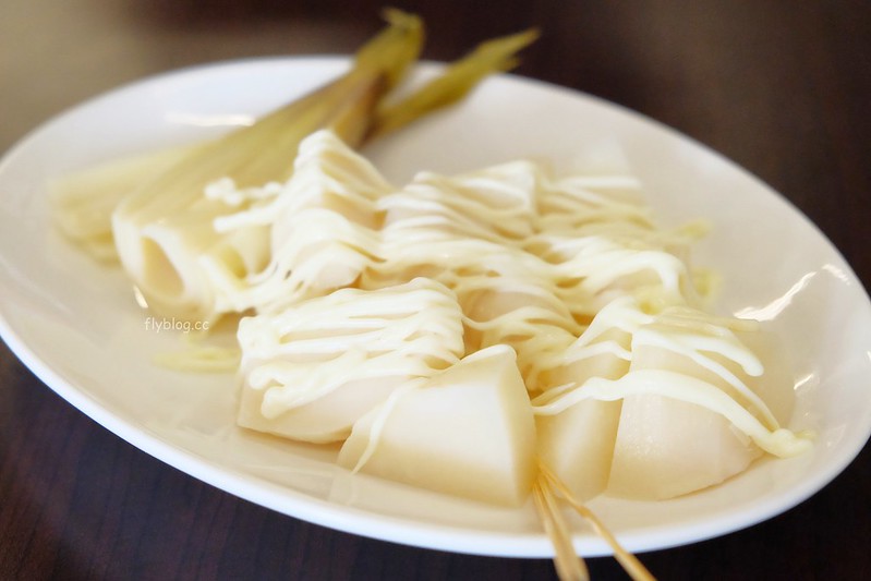 敏切仔麵:乾淨又有質感的小吃店,各式台式黑白切都吃的到 @飛天璇的口袋