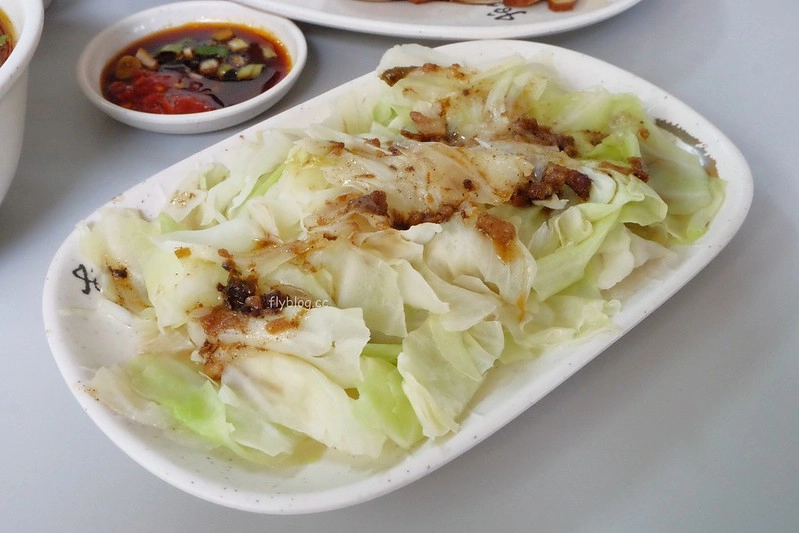 台中南區|南京水餃鍋貼專賣店.大顆飽滿水餃多種造型,鍋貼外皮酥脆香氣十足 @飛天璇的口袋