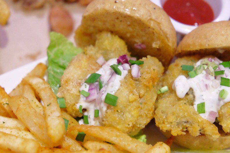 新竹東區|Big Pier大碼頭美式手抓海鮮|目前美國西部最夯的吃法(已歇業) @飛天璇的口袋