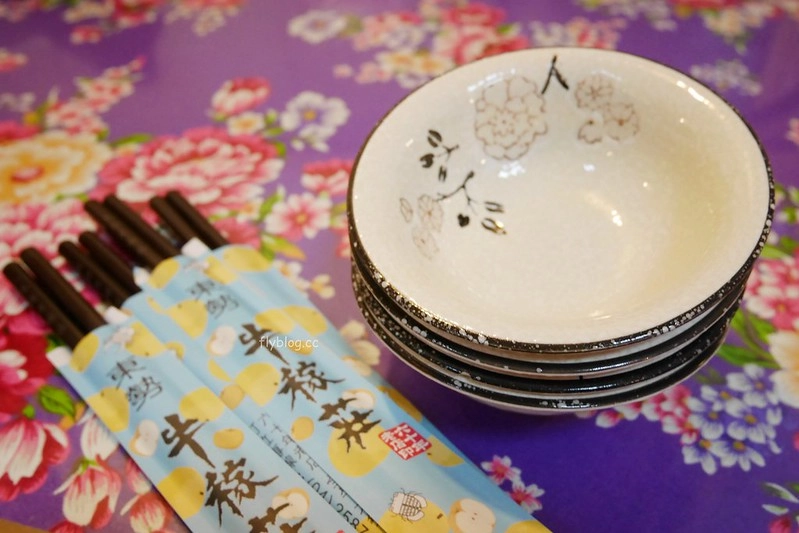 台中東勢|牛稼莊.現宰本土黃牛結合客家料理,米其林必比登推介東勢美食 @飛天璇的口袋