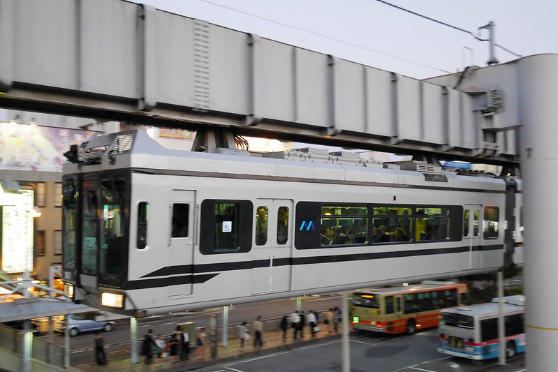 【日本神奈川】江南單軌電車!鎌倉~湘南江之島站-大船站”湘南單軌電車”初體驗,日本唯二懸掛式單軌電車 @飛天璇的口袋