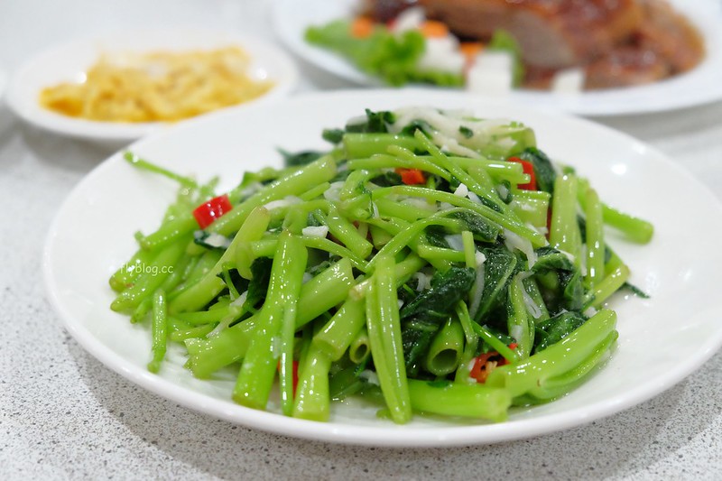 珍寶燒肥鵝餐廳┃台中北區:裝潢普通但是真材實料,價格不貴而且餐點也好吃 @飛天璇的口袋