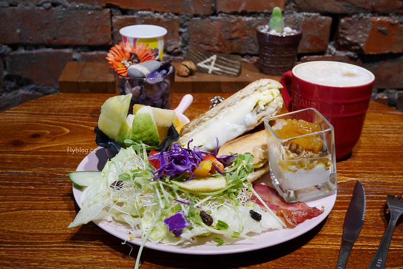 渣凳早午餐.Zha Deng:好吃又有質感的早午餐店,東區力行國小附近美食推薦 @飛天璇的口袋