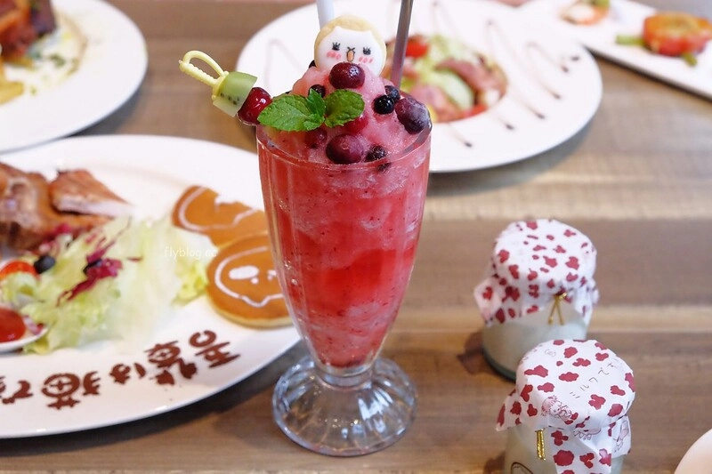 黛麗佐手義式餐廳┃台中后里:日本超夯「反應過激的貓」line貼圖期間限定,餐點表現不俗環境也很好拍,麗寶Outlet Mall美食餐廳推薦 @飛天璇的口袋