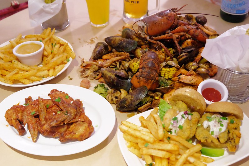 新竹東區|Big Pier大碼頭美式手抓海鮮|目前美國西部最夯的吃法(已歇業) @飛天璇的口袋